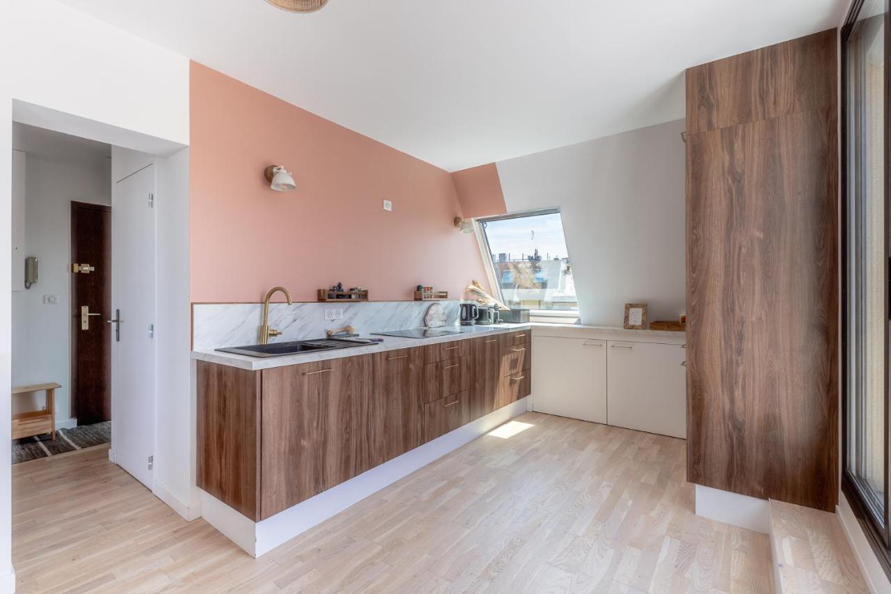 Appartement Hyper Centre Avec Terrasse A Tourny