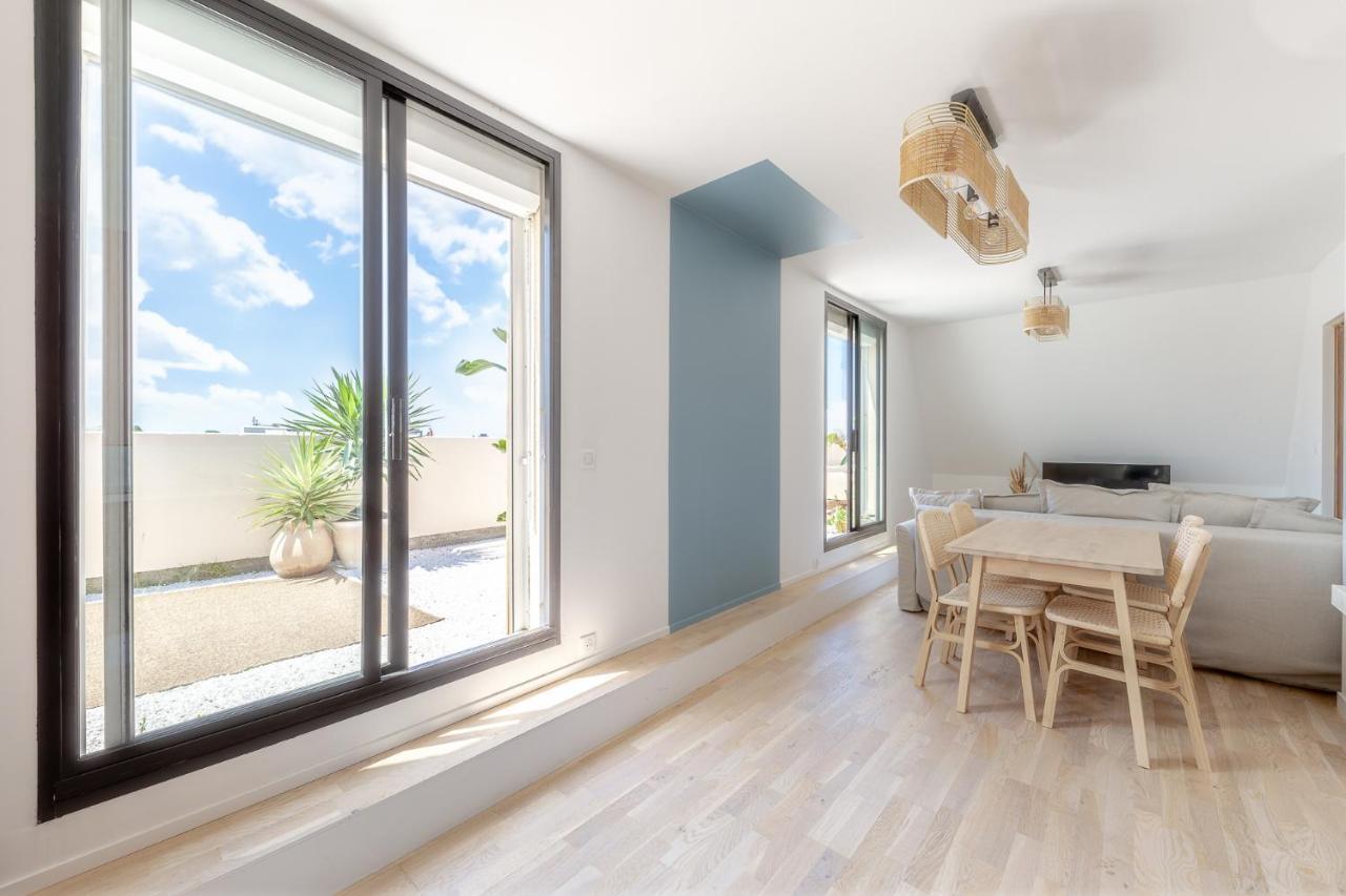 Appartement Hyper Centre Avec Terrasse A Tourny *